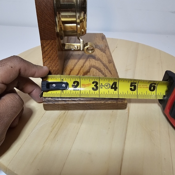 Vintage Bell Clock Company Brass Ship Porthole Quartz Mantel Clock W/Wooden Base - Picture 12 of 12